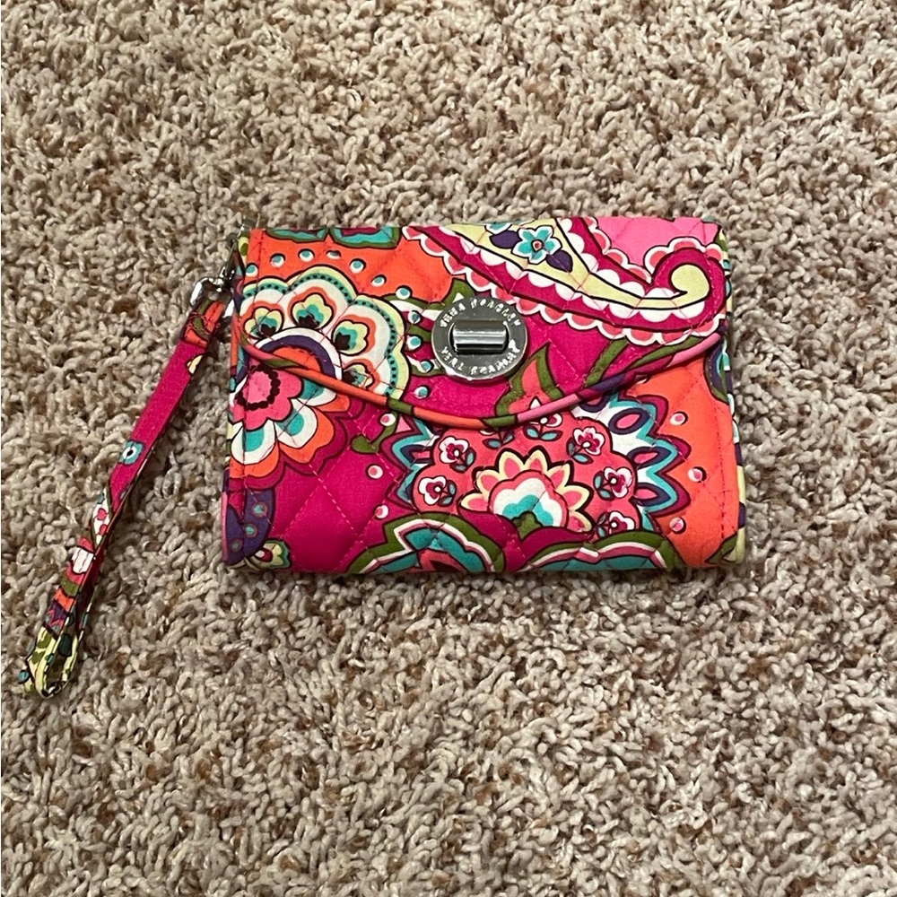 Very Bradley Turn Lock Wristlet and Wallet